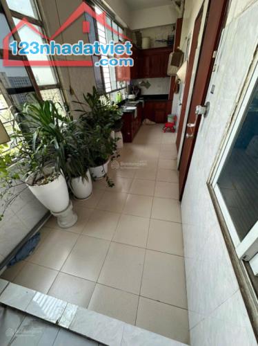 Bán chung cư Học viện hậu cần diện tích 72 mét, 2 ngủ, 2 vệ sinh căn góc đẹp, giá 4.2 tỷ - 3