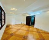 Hiếm nhà đẹp 6 tầng mặt đường Chiến Thắng, 19m2, mặt tiền rộng 5m, vị trí đẹp, kinh doanh