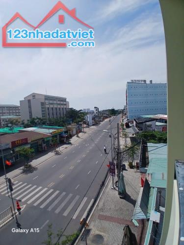 Bán nhà mặt tiền giá tốt  Hiệp Thành 43 kinh doanh sầm uất Quận 12 - 1