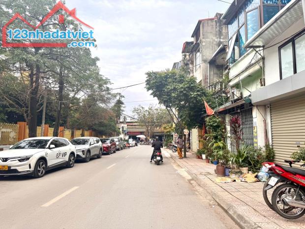 Bán nhà gia quất 65m² 9.3 tỷ số đỏ chính chủ