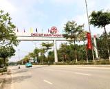 Bán 48 m2 đất giá chỉ 3.9 tỷ ngay chân Cầu Phùng chỉ vài bước chân ra đường 32 .