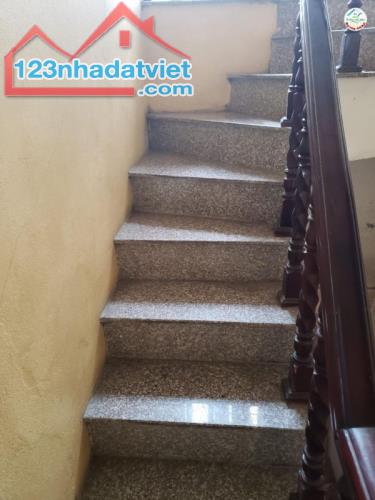 Chính chủ cho thuê nhà nguyên căn 3 tầng, phường Vĩnh Hưng, HN - 3
