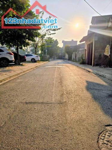 Bán nhà 3 tầng ngõ 20 ngô quyền thiết kế tân cổ điển thành phố hải dương