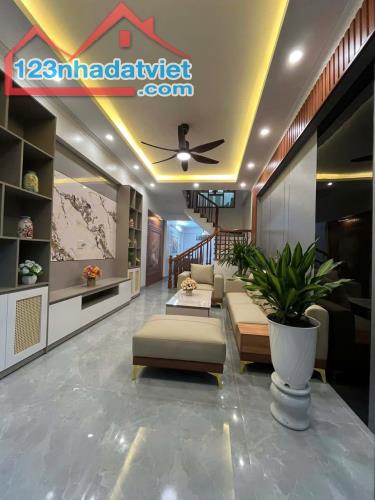 Bán nhà 3 tầng ngõ 20 ngô quyền thiết kế tân cổ điển thành phố hải dương - 2