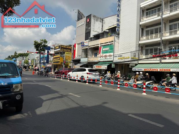 Nhà 2 lầu góc 2 mặt tiền Trần Hưng Đạo, phường Ninh Kiều, Cần Thơ - 25.5 tỷ - 2