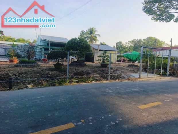 CẦN CHUYỂN CHỖ Ở BÁN SIÊU PHẨM NHÀ ĐẸP - Phù Hợp Cho Mọi Gia Đình