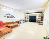 Nhà 3 tầng 4PN, ô tô đậu cửa. Đối diện C/c Sơn Kỳ, 5.6 tỷ
