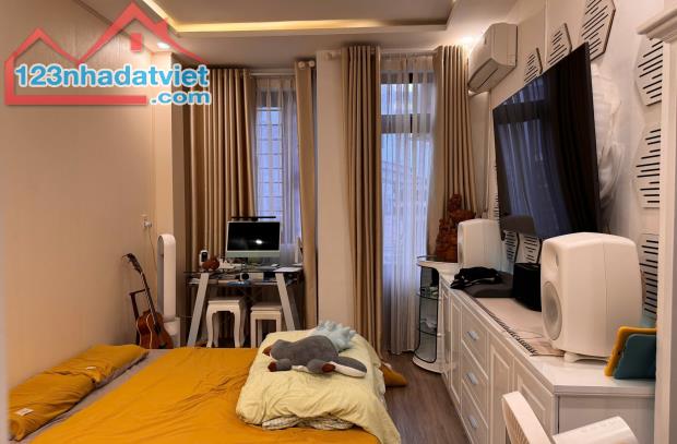 Cần Bán Nhà Phố Tây - Nha Trang dt 66,5m2 Giá bán 21ty liên hệ em Trinh
