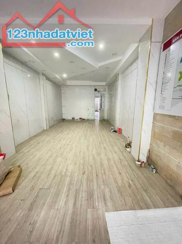 CHO THUÊ MẶT BẰNG MẶT TIỀN LÊ TRỌNG TẤN, tân sơn nhì, tân phú, HCM