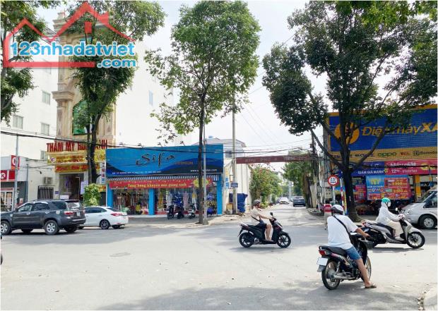 CHO THUÊ NHÀ NGUYÊN CĂN MẶT TIỀN – VỊ TRÍ KINH DOANH ĐẮC ĐỊA, GIÁ TỐT