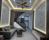 Cho thuê nhà 4 tầng Kim Ngưu, Hai Bà Trưng. Giá: 15tr/ tháng. LH: 0327536893