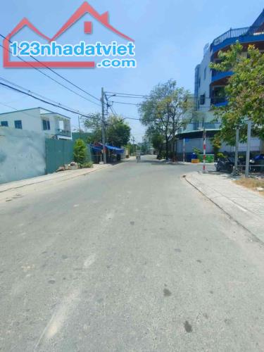 Cần Bán 1464m2 Đất Mặt Tiền Gần Tô Ký-Tân Xuân Hóc Môn Chỉ 38 Tỷ
