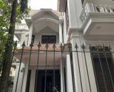 Cho thuê biệt thự Quan Nhân, Thanh Xuân 165M X 3T giá 22 triệu