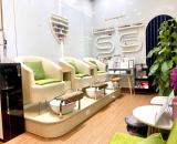 HỒ CHÍ MINH SANG TIỆM NAIL GỘI MI GIÁ TỐT