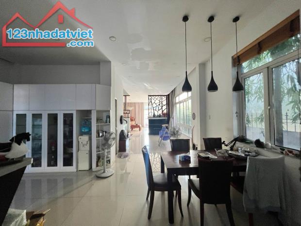 Biệt thự MT Đường 26, Tăng Nhơn Phú A – 222m² (8.1×27.5m) x 5 tầng có hầm - 1