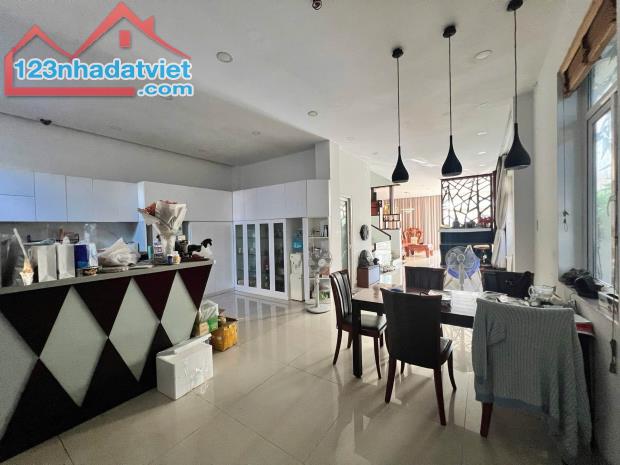 Biệt thự MT Đường 26, Tăng Nhơn Phú A – 222m² (8.1×27.5m) x 5 tầng có hầm - 2