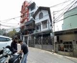 Cần bán nhà đối diện trường học Lam Sơn 15 tỷ, 195 m2 sổ riêng