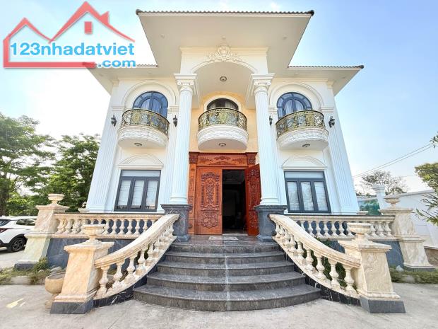 Biệt thự An Dương Vương ngang 30m, Nội thất gỗ cao cấp, Xa Xỉ - 0931172218