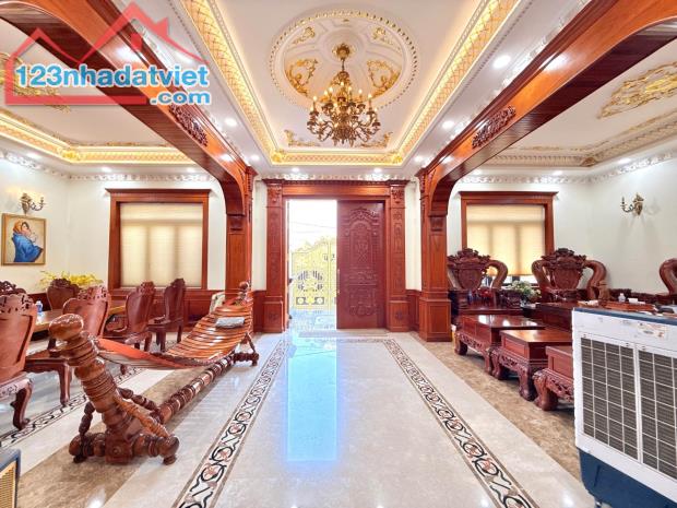 Biệt thự An Dương Vương ngang 30m, Nội thất gỗ cao cấp, Xa Xỉ - 0931172218 - 2