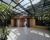 Bán BIỆT THỰ Thành Phố Giao Lưu, LÔ GÓC, vỉa hè kinh doanh, gần hồ 170m2 4 tầng chỉ 76 tỷ