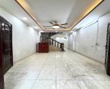 Bán nhà ngõ 165 Dương Quảng Hàm. Cầu Giấy 33m x 5T. Mặt tiền 3.4m. Giá 9.28 tỷ