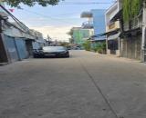 Bán nhà Q.8 xe hơi đến tận nhà. Diện tích 49m2. Kết cấu 4 tầng 5PN 3WC. Hoàn công đủ.