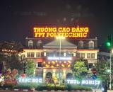PHÒNG FULL ĐỒ NGAY ĐỐI DIỆN FPT CHỈ CẦN XÁCH VALI VÀO Ở
