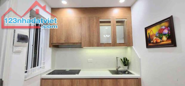 Cần bán chung cư mặt phố Tạ Quang Bửu - 60m2 x 2 ngủ - Lô góc - Sổ đỏ cc - Giá 6,19 Tỷ - 4