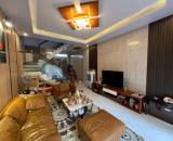 Cho thuê nhà phố Văn Cao, DT: 55m2, 4 p.ngủ full đồ.
