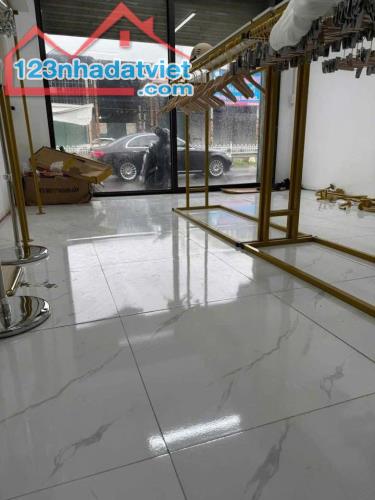cần sang gấp mặt bằng vị trí siêu đẹp - 5
