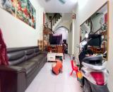 chính chủ cho thuê nguyên căn Ngọc Thuỵ 37m 4 tầng 10 triệu, gần công viên, chợ