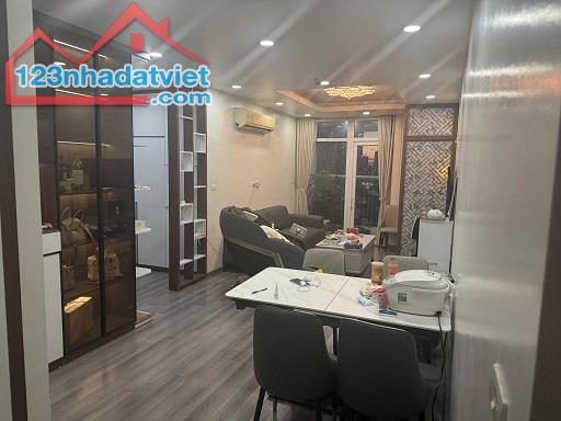 ⭐Bán căn góc đẹp CT1 A10 Nam Trung Yên, Yên Hòa, View hồ thoáng mát; 0912056736