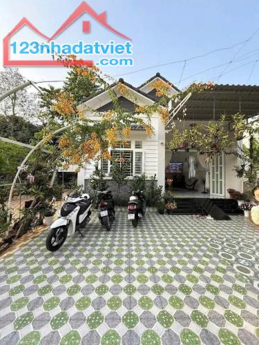 nhà sân vườn gần đường lê hồng phong cần thơ