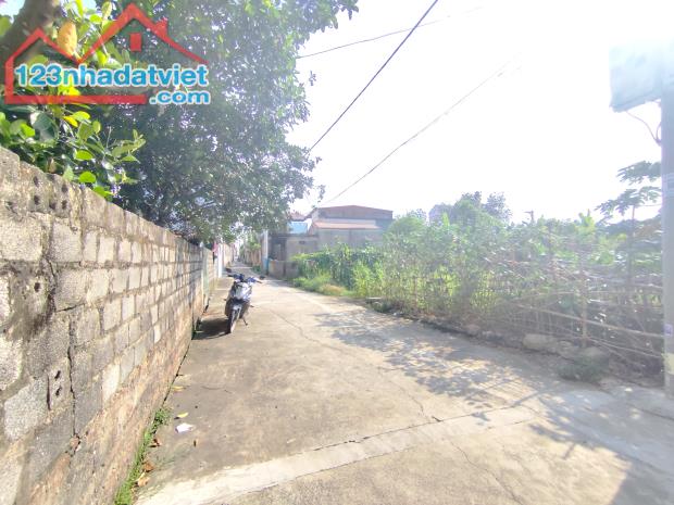 CHỈ 2.75TỶ CÓ LÔ ĐẤT ĐẸP DT 82M, ĐƯỜNG THÔNG, ÔTÔ QUAY ĐẦU TẠI ĐẤT, VỊ TRÍ ĐẸP KHU VỰC CHỢ - 1