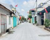 Cần bán gấp mảnh đất thổ cư hai mặt thoáng trước sau tặng căn nhà cấp 4 trục chính