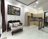 # Nhà kiệt Phạm Văn Nghị, 40m2, 2 tầng đúc, 3PN sạch đẹp ở ngay, 3.x tỷ vừa