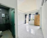 Phòng cho thuê cao cấp Nguyễn Thị Xiếu Quận 7 sát UFM, Ban công riêng siêu thoáng dt 30m2