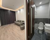 Nhà mới tinh tươm, 6 tầng, có thang máy, ngõ thông đi lại thuận tiện