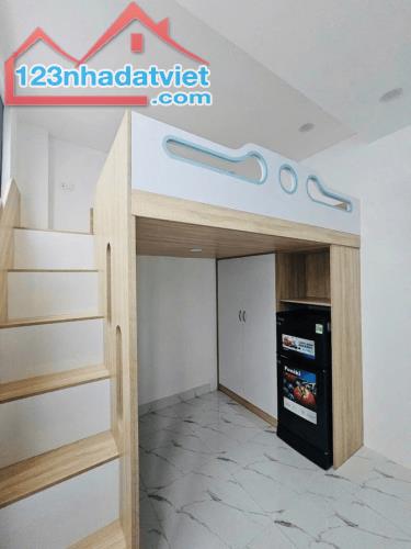 Bán tòa CCMN Phố Bạch Mai, Hai Bà Trưng, DT 82m2*6 Tầng Thang Máy, 18 phòng kk, 2x tỷ - 2