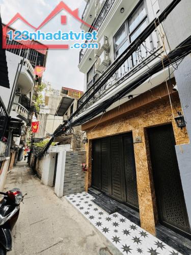 Bán tòa CCMN Phố Bạch Mai, Hai Bà Trưng, DT 82m2*6 Tầng Thang Máy, 18 phòng kk, 2x tỷ - 5