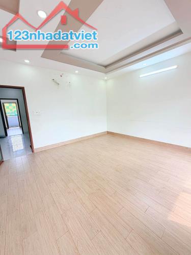 Nhà 4 tầng xe hơi đậu cửa, Trường Chinh, Quận 12, 4.95 tỷ - 3