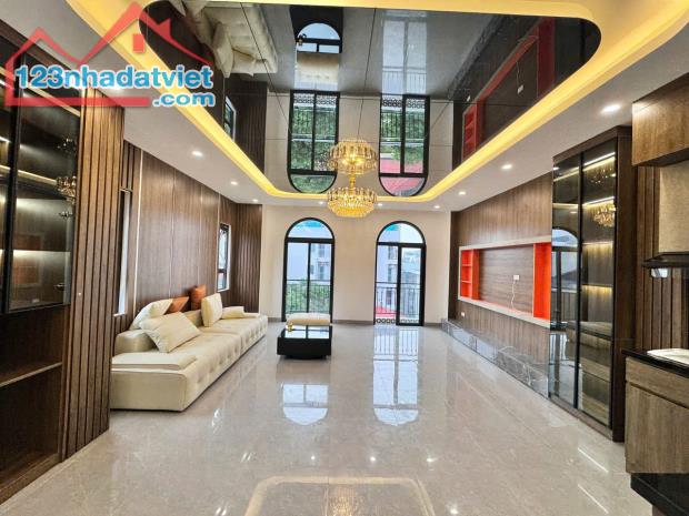 GIẢM 500 TRIỆU.Nhà xây mới, ở ngay, chân ga metro Cầu Diễn,không quy hoạch,thang - 1