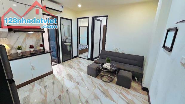 Cầu Giấy - Toà 25+1 căn hộ lô góc 140m² MT 6m - 40m ra mặt phố - TM - Dòng tiền 2 tỷ - 1