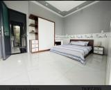 BÁN NHÀ 1 TRỆT 2 LẦU - GẦN CHỢ LONG TRƯỜNG
