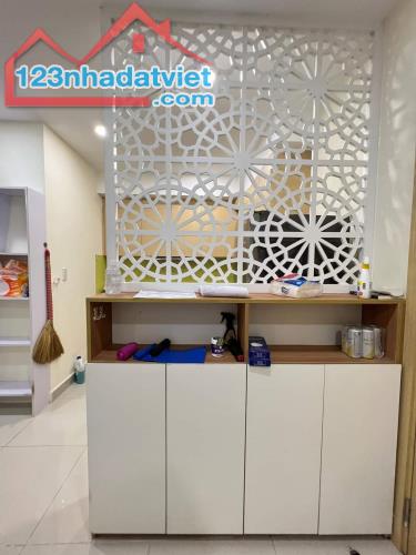 BÁN CĂN HỘ CÓ SỔ HỒNG - 2PN TẠI CC ORIENTAL PLAZA, Q. TÂN PHÚ. GIÁ BÁN 4.5 TỶ - 2