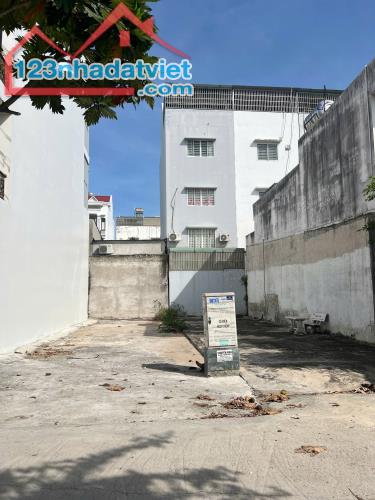 Bán miếng đất (6x20m) mặt tiền đường F KDC Bình Điền P7Q8. Giá: 6.9 tỷ - 3