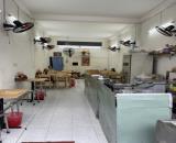 Quận 8, SANG RẺ QUÁN CƠM GÀ CHỈ 68 tr  VỊ TRÍ ĐẸP MẶT TIỀN RẤT ĐÔNG SẦM UẤT , MB : 3,5m x