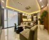 BÁN GẤP NHÀ NGÔ GIA TỰ, 54M x 6T, MẶT TIỀN 5M, THANG MÁY, FULL ĐỒ, Ô TÔ. GIÁ 11 TỶ