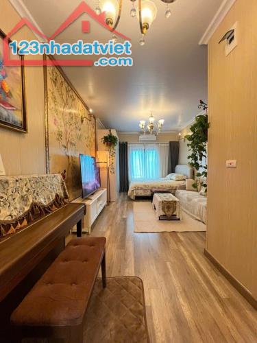 💥TẬP THỂ TẦNG 4 _ UY NỖ ĐÔNG ANH 40m2 - 1PN, khách, bếp, wc - Giá : hơn 1 tỷ có thương lư - 1