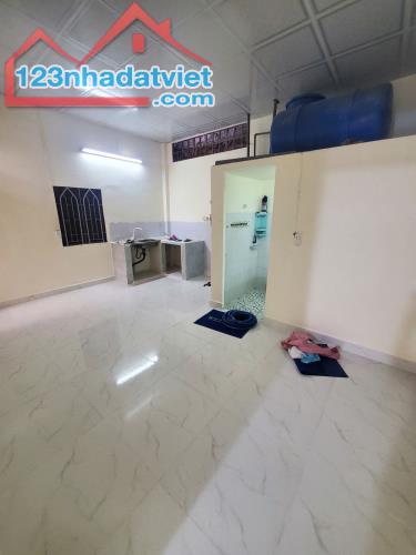 NHÀ CẤP 4 NGANG 5M – 103M² – Ô TÔ VÀO NHÀ – GẦN CV PHẦN MỀM QUANG TRUNG - QUẬN 12. GIÁ: - 3